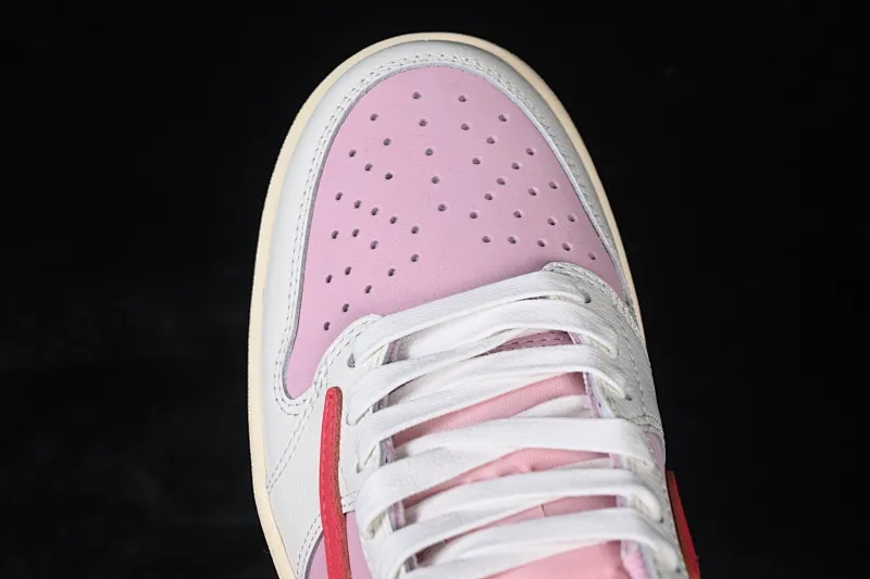 All categories Air Jordan Jordan series basketball shoes Air Jordan 1 Low foreign trade version Travis Scott x Air Jordan 1 Low OG AJ1 Joe 1 joint undercut IQ7604-101
